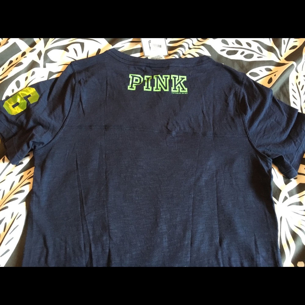 Seahawks Pink shirt - Picture 3 of 4